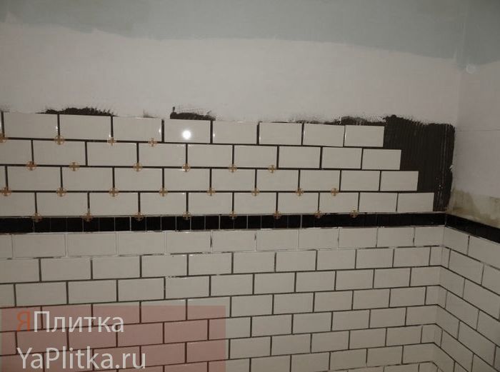 нужно мочить плитку перед укладкой