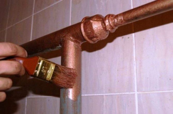 покраска труб в ванной
